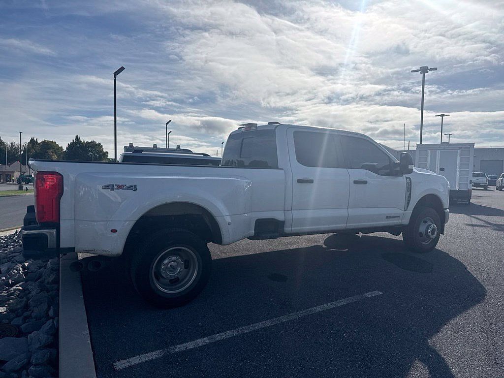 Used 2024 Ford F350 XL AWD/4WD image 4