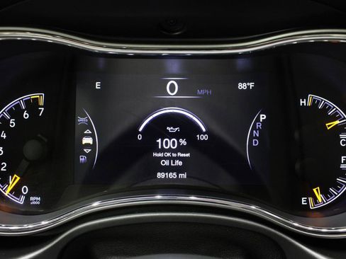 Used 2019 Jeep Grand Cherokee Altitude AWD/4WD image 78