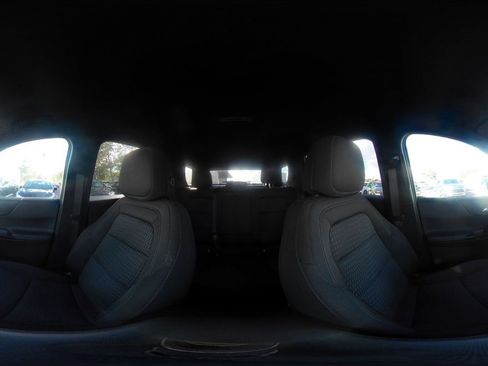 Used 2025 Chevrolet Equinox LT image 42