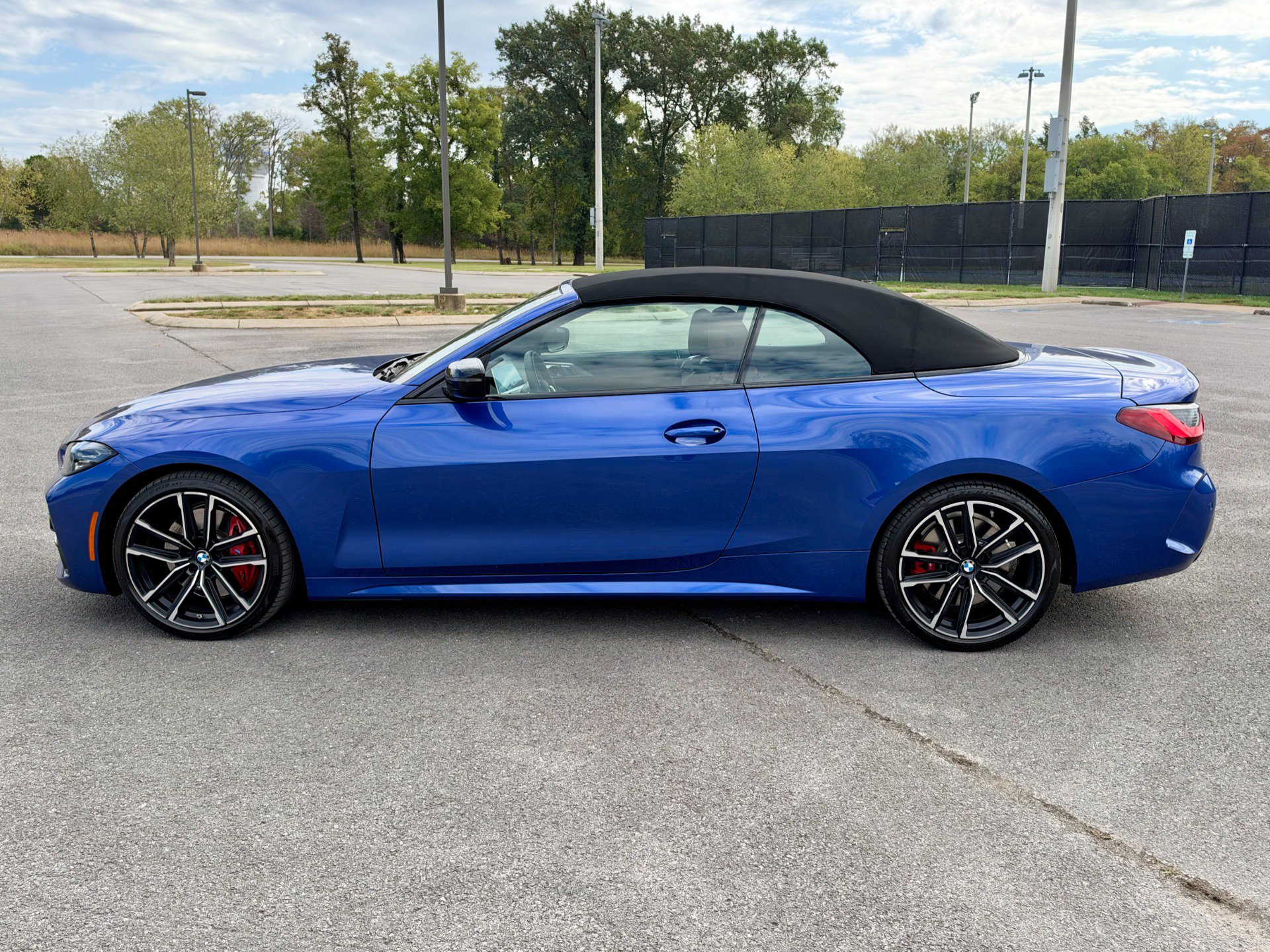 Used 2023 BMW 430i xDrive Convertible w/ M Sport Package AWD/4WD image 14