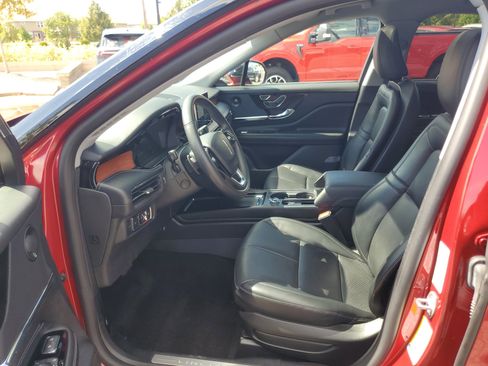 Certified 2022 Lincoln Corsair Reserve w/ Equipment Group 201A image 12