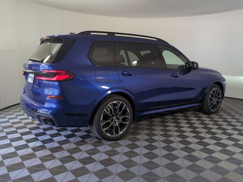 New 2026 BMW X7 M60i image 7