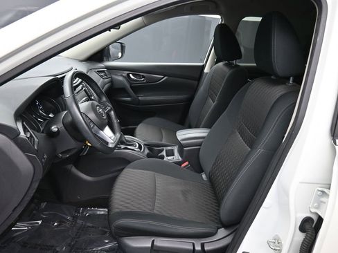 Used 2019 Nissan Rogue S w/ Special Edition Package image 18