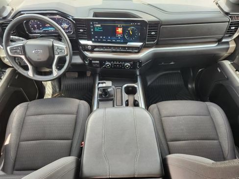Used 2025 Chevrolet Silverado 1500 RST AWD/4WD image 26