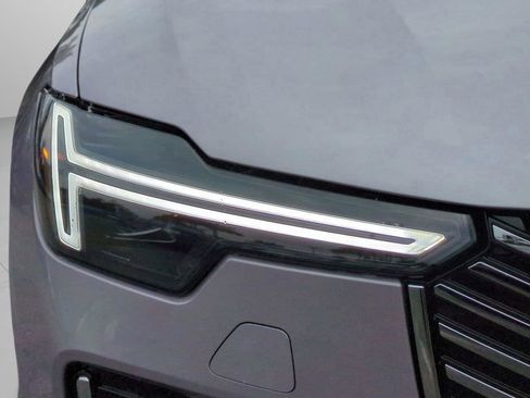 New 2026 Volvo XC90 B5 Plus AWD/4WD image 26