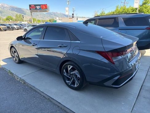 Used 2026 Hyundai Elantra Limited w/ Cargo Package FWD image 3