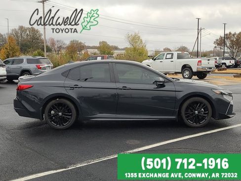 Certified 2025 Toyota Camry SE image 6