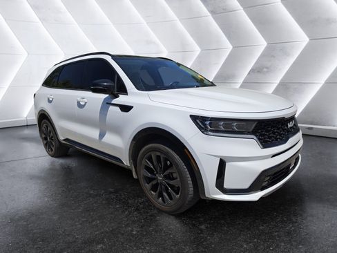 Used 2022 Kia Sorento SX FWD image 1