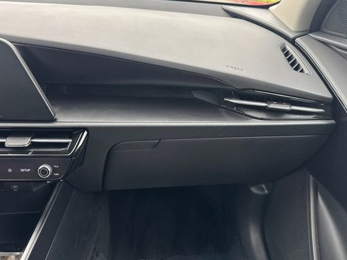 Used 2024 Kia Niro LX FWD image 19