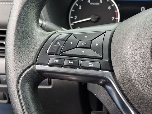 Used 2024 Nissan Sentra SV FWD image 20