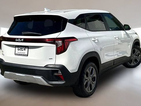Certified 2024 Kia Seltos LX AWD/4WD image 6