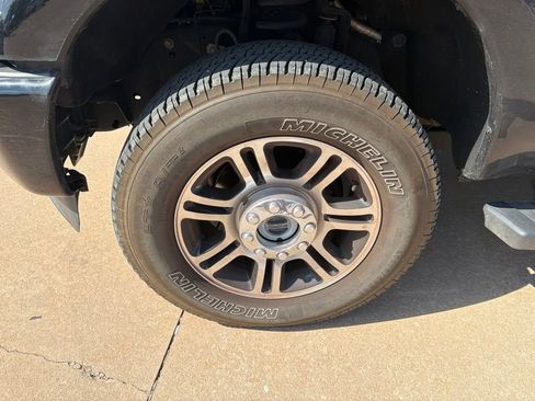 Used 2016 Ford F250 Platinum AWD/4WD image 10