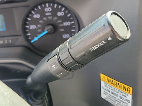 Used 2023 Ford E-350 and Econoline 350 Super Duty w/ Power Windows & Locks Group image 19