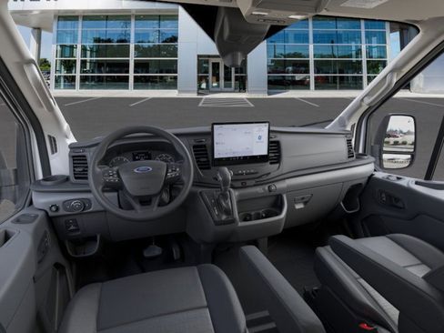 New 2025 Ford Transit 250 148 Medium Roof image 30