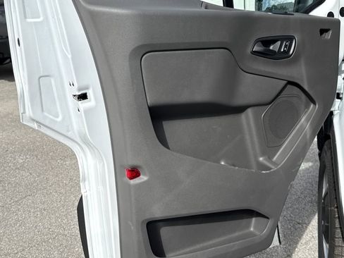 New 2026 Ford Transit 250 148 Medium Roof w/ Load Area Protection Package image 18