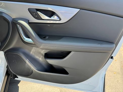 New 2026 Chevrolet Blazer LT w/ Midnight/Sport Edition FWD image 9