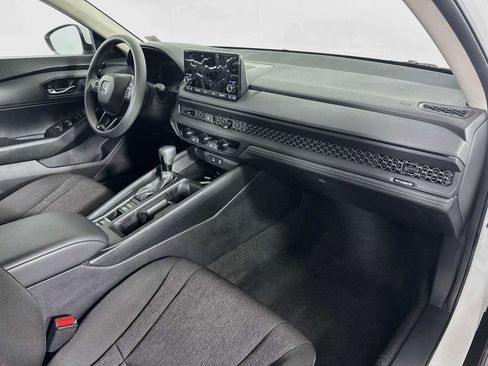 Used 2023 Honda Accord LX image 24