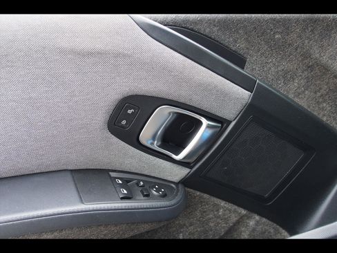 Used 2017 BMW i3 w/ Range Extender image 22