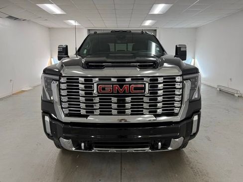 New 2025 GMC Sierra 2500 Denali w/ Denali Reserve Package image 2