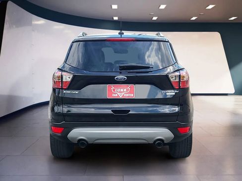 Used 2018 Ford Escape Titanium image 4