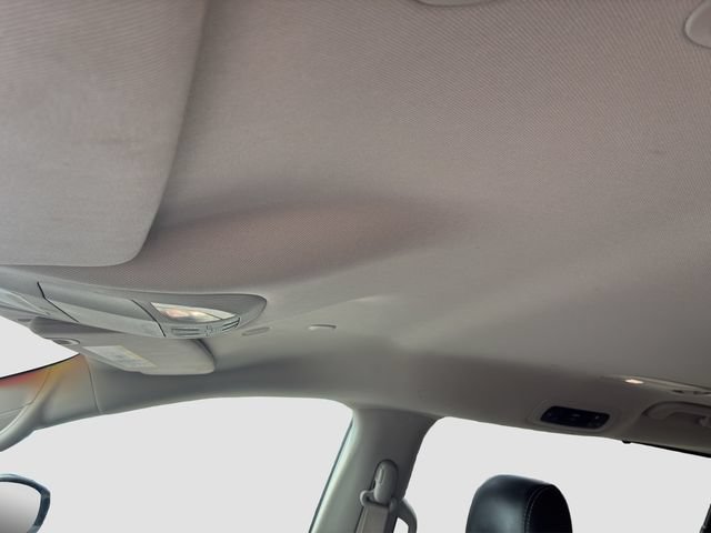 Used 2024 Chrysler Pacifica Touring-L FWD image 22