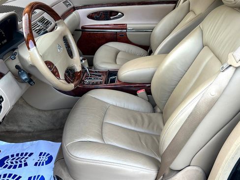 Used 2004 Maybach 57 image 10