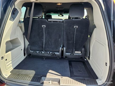 Used 2019 Dodge Grand Caravan SXT image 35