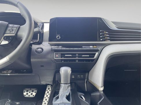 Used 2026 Toyota Camry SE w/ Convenience Package image 26