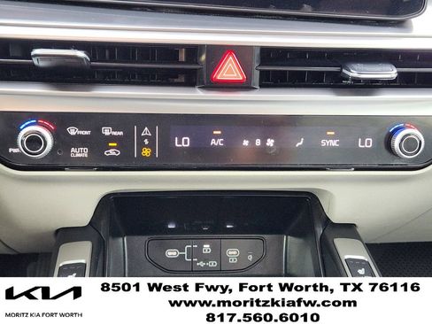 Certified 2024 Kia Sorento S w/ Panoramic Sunroof Package FWD image 17