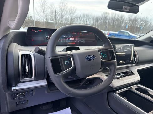 New 2026 Ford Expedition Max Active image 14