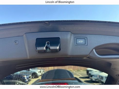 Used 2017 Hyundai Santa Fe Sport w/ 2.4L Tech Package 04 image 31