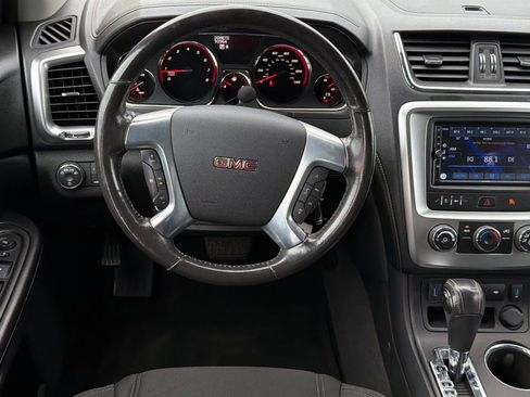Used 2014 GMC Acadia SLE image 15