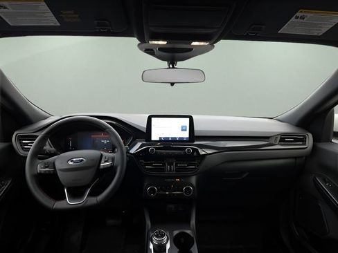 Used 2025 Ford Escape ST-Line Elite w/ Class II Trailer Tow Package image 10