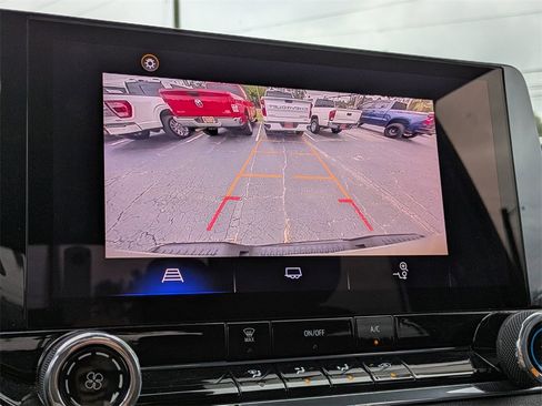 Used 2023 Chevrolet Colorado W/T image 20