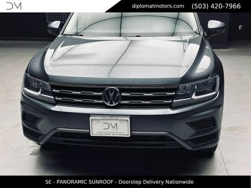 Used 2020 Volkswagen Tiguan SE w/ Panoramic Sunroof Package AWD/4WD image 13
