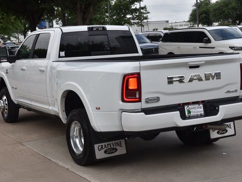 Used 2025 RAM 3500 Longhorn image 10