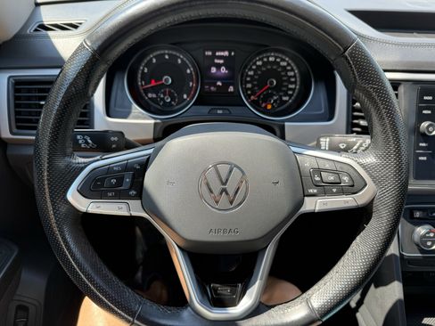 Used 2021 Volkswagen Atlas SE w/ Panoramic Sunroof Package image 15