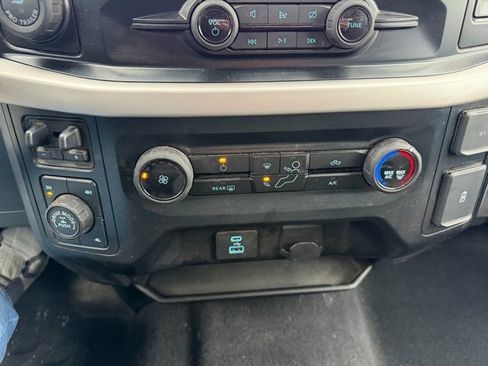 Used 2023 Ford F150 XLT w/ Trailer Tow Package image 14