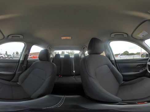 Used 2025 Nissan Sentra S FWD image 40