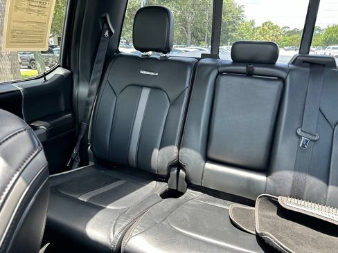 Used 2019 Ford F150 Platinum w/ Equipment Group 701A Luxury AWD/4WD image 12