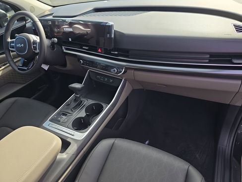 New 2026 Kia Carnival image 11