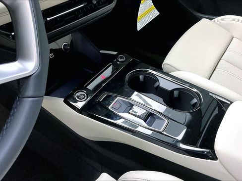 New 2027 Audi Q6 e-tron Premium Plus AWD/4WD image 7