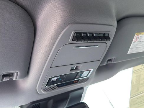 Used 2023 Ford F550 4x4 SuperCab Super Duty image 22