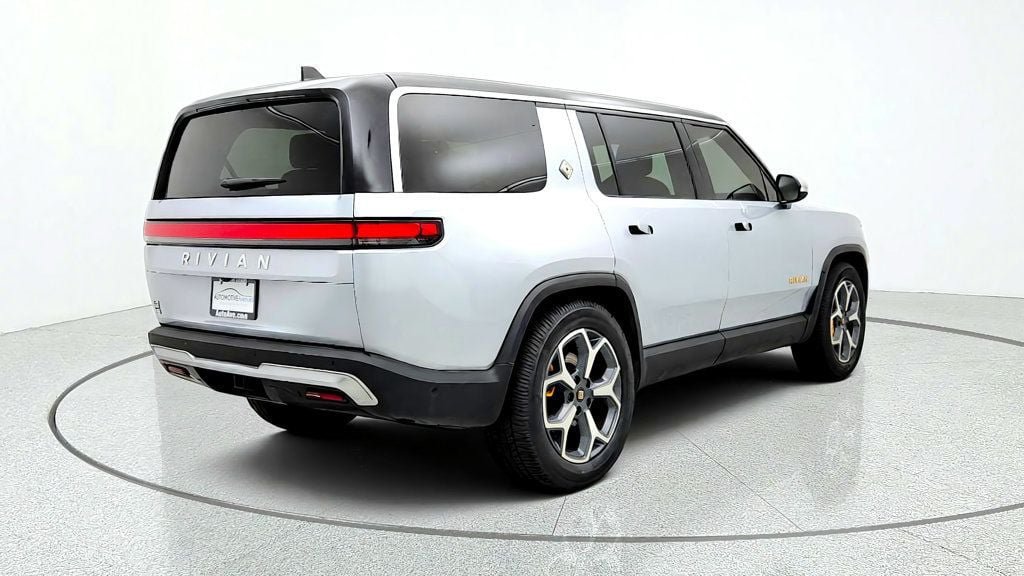 Used 2023 Rivian R1S Adventure Quad AWD/4WD image 5