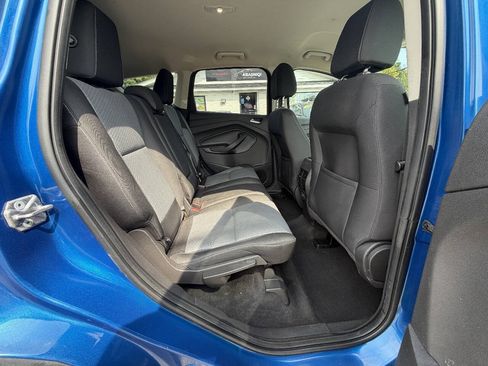 Used 2017 Ford Escape SE AWD/4WD image 25