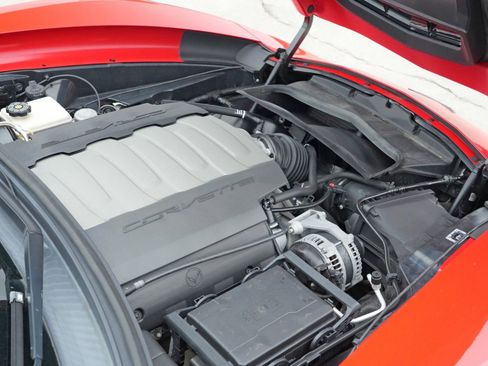 Used 2016 Chevrolet Corvette 1LT w/ Battery Protection Package image 8