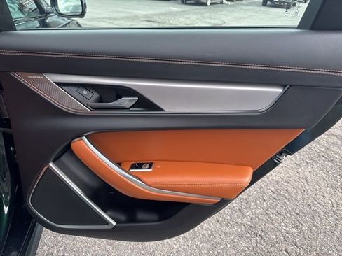 Used 2024 Jaguar XF R-Dynamic SE image 17