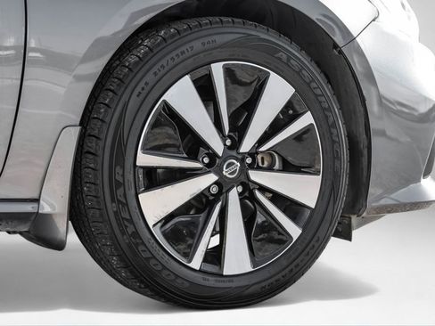 Used 2021 Nissan Altima 2.5 SV w/ SV Premium Package image 63