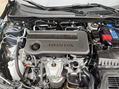 Used 2025 Honda Civic Sport image 30