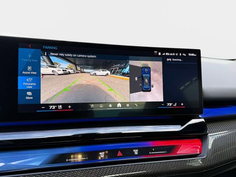 Used 2025 BMW M5 w/ Carbon Package image 43